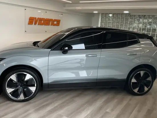 VOLVO-EX30-69 KW ELÉTRICO ULTRA VOLVO-EX30-2024
