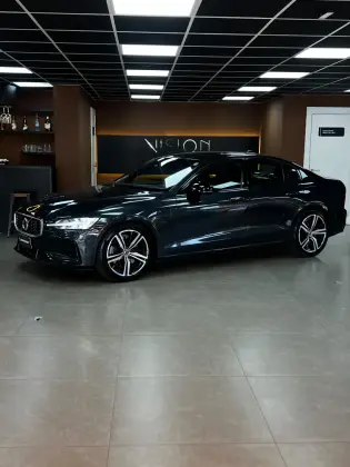 VOLVO S60 2.0 T8 R-DESIGN HÍBRIDO 4P AUTOMÁTICO