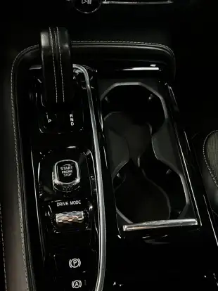 VOLVO-S60-2019