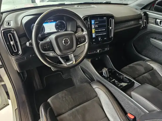 VOLVO-XC40-1.5 T5 RECHARGE R-DESIGN GEARTRONIC VOLVO-XC40-2020