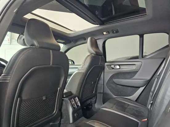VOLVO-XC40-1.5 T5 RECHARGE R-DESIGN GEARTRONIC VOLVO-XC40-2020