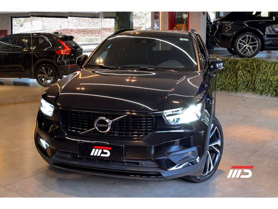 VOLVO XC40 1.5 T5 RECHARGE R-DESIGN GEARTRONIC