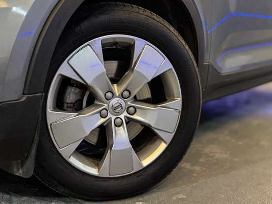 VOLVO-XC40-2.0 T4 GASOLINA GEARTRONIC VOLVO-XC40-2018
