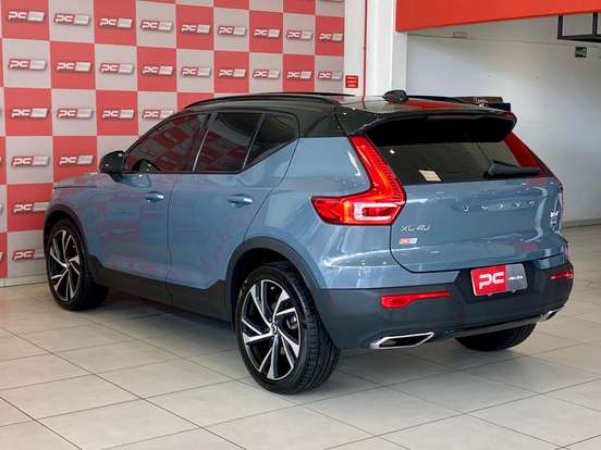 VOLVO-XC40-2.0 T5 GASOLINA R-DESIGN AWD GEARTRONIC VOLVO-XC40-2019