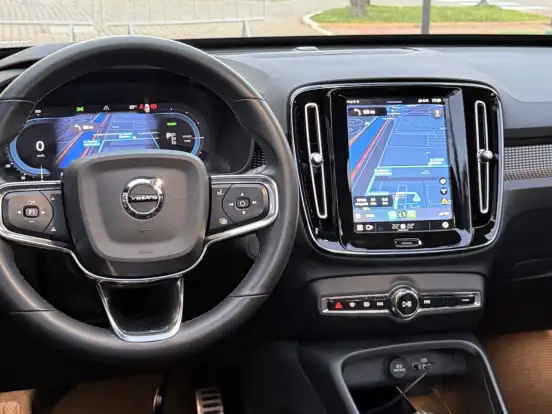 VOLVO-XC40-P8 RECHARGE ELECTRIC BEV PURE AWD VOLVO-XC40-2021