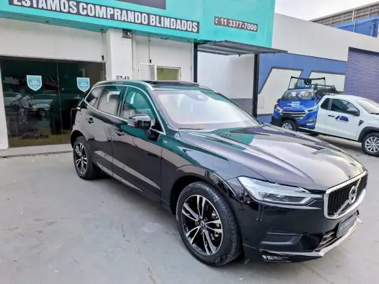 VOLVO-XC60-2.0 T5 GASOLINA MOMENTUM AWD GEARTRONIC VOLVO-XC60-2020
