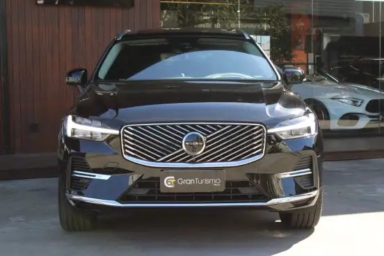 VOLVO-XC60-2025