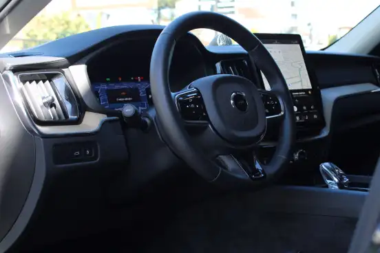 VOLVO-XC60-2.0 T8 PHEV ULTRA AWD GEARTRONIC VOLVO-XC60-2025