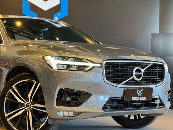 VOLVO-XC60-2018