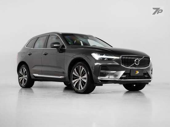 VOLVO-XC60-2022