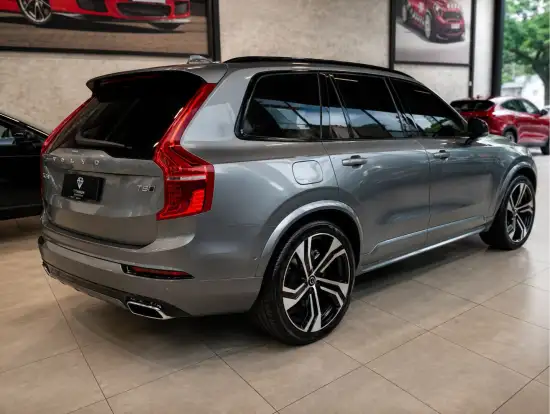 VOLVO-XC90-2019