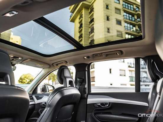 VOLVO-XC90-2.0 D5 DIESEL MOMENTUM AWD GEARTRONIC VOLVO-XC90-2019