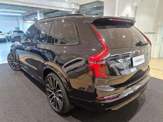 VOLVO-XC90-2025