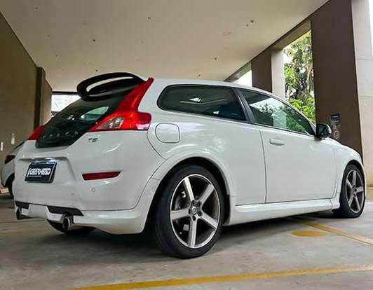VOLVO-C30-2011