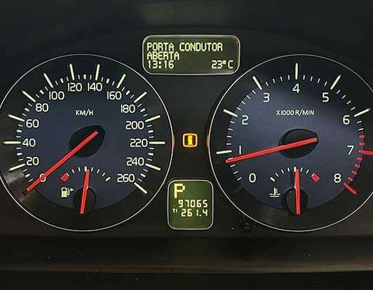 VOLVO-C30-2011
