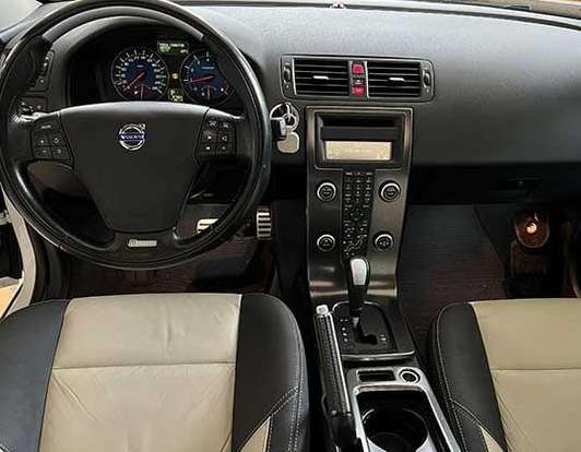 VOLVO-C30-2.5 T5 RD TURBO GASOLINA 2P AUTOMÁTICO VOLVO-C30-2011