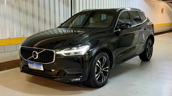VOLVO XC60 2.0 T5 GASOLINA MOMENTUM AWD GEARTRONIC