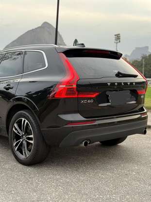 VOLVO-XC60-2019