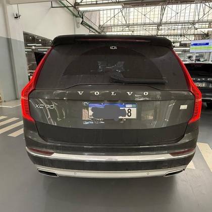 VOLVO XC90 2.0 T8 HYBRID MOMENTUM AWD GEARTRONIC