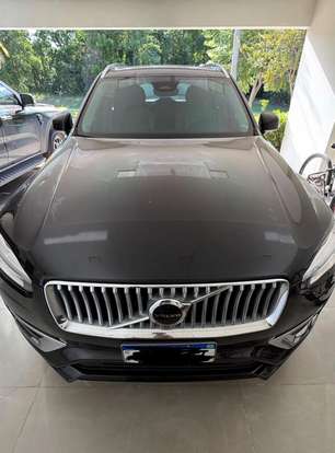 VOLVO-XC90-2022