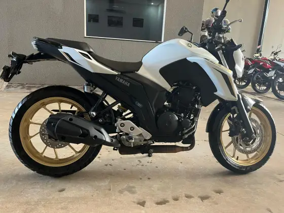 YAMAHA FZ25 FAZER ABS 