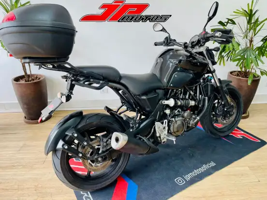YAMAHA-MT-03-2007