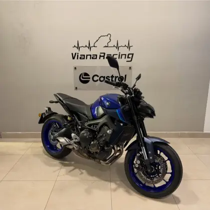 YAMAHA MT-09 