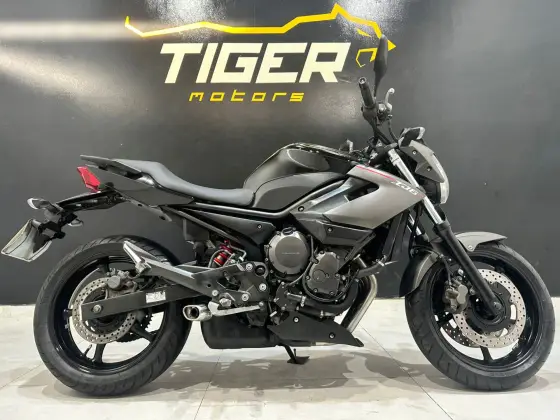 YAMAHA XJ6 N 