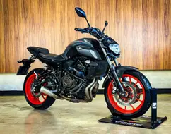 YAMAHA MT-07 ABS YAMAHA MT-07 ABS
