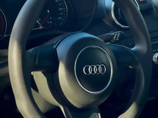 AUDI-A1-1.4 TFSI SPORTBACK ATTRACTION 16V 122CV GASOLINA 4P S-TRONIC AUDI-A1-2014