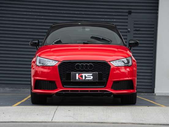 AUDI-A1-2015