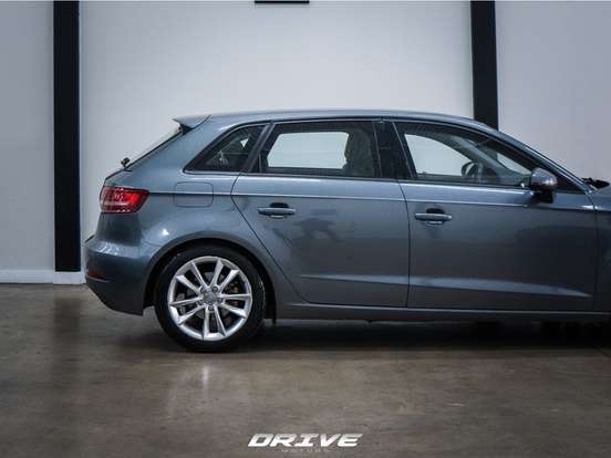 AUDI-A3-1.4 TFSI SPORTBACK AMBIENTE 16V GASOLINA 4P S-TRONIC AUDI-A3-2018