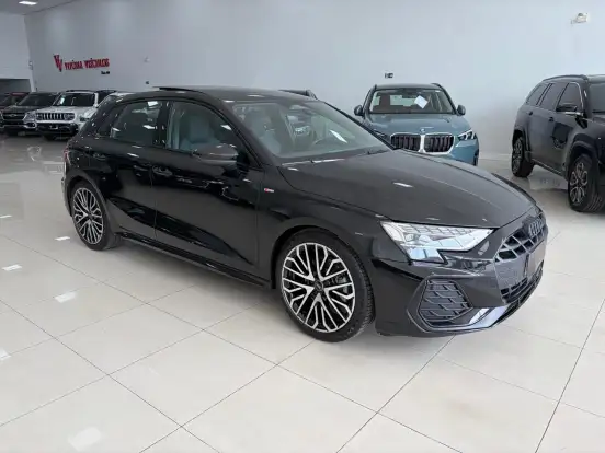 AUDI-A3-2.0 40 TFSI GASOLINA SPORTBACK PERFORMANCE BLACK S-TRONIC AUDI-A3-2025