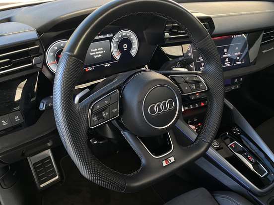 AUDI-A3-2.0 TFSI GASOLINA SEDAN PERFORMANCE BLACK S-TRONIC AUDI-A3-2025
