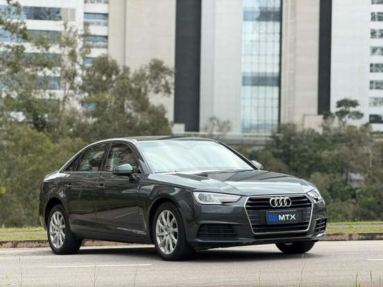 AUDI-A4-2018