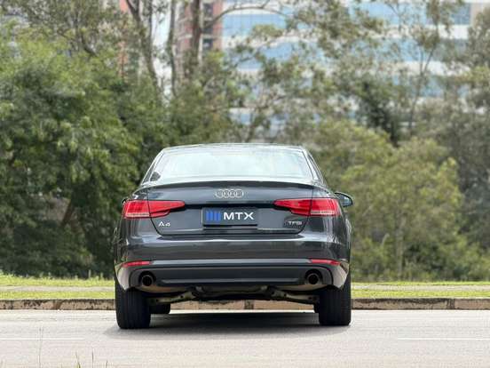 AUDI-A4-2.0 TFSI ATTRACTION GASOLINA 4P S TRONIC AUDI-A4-2018