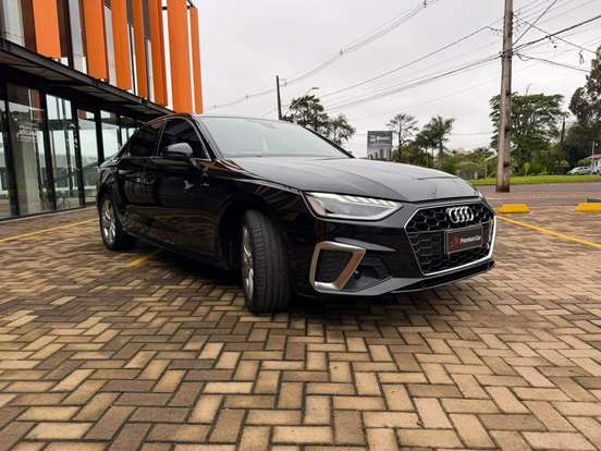 AUDI-A4-2021