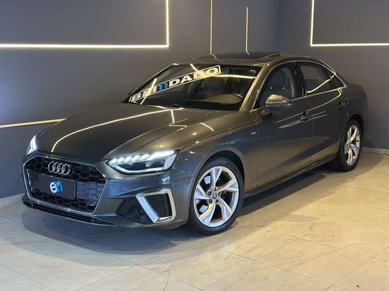 AUDI-A4-2020