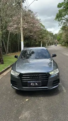 AUDI-Q3-2017