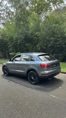 AUDI-Q3-2017