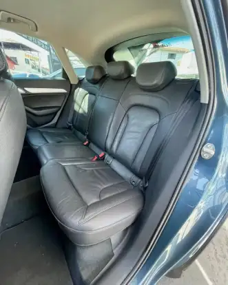 AUDI-Q3-2017