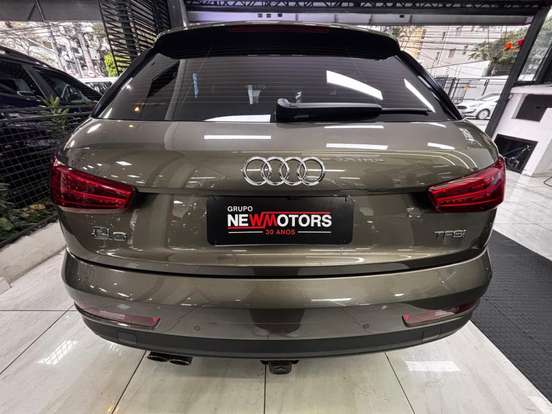 AUDI-Q3-2017