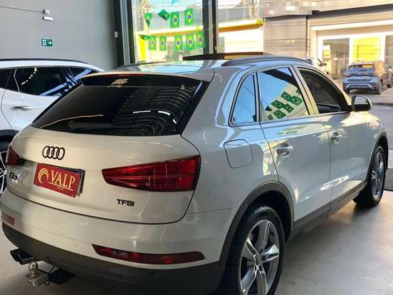 AUDI-Q3-1.4 TFSI ATTRACTION GASOLINA 4P S TRONIC AUDI-Q3-2015