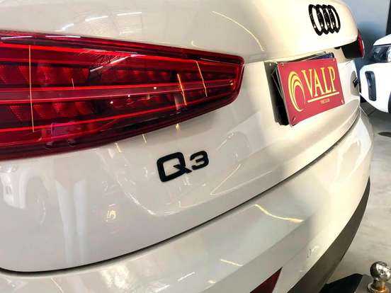AUDI-Q3-1.4 TFSI ATTRACTION GASOLINA 4P S TRONIC AUDI-Q3-2015