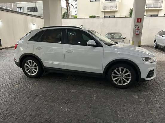 AUDI-Q3-2016