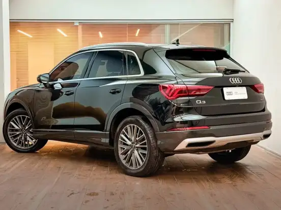 AUDI-Q3-2.0 40 TFSI GASOLINA PERFORMANCE QUATTRO TIPTRONIC AUDI-Q3-2023