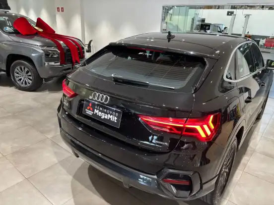 AUDI-Q3-2.0 40 TFSI GASOLINA SPORTBACK PERFORMANCE QUATTRO TIPTRONIC AUDI-Q3-2023