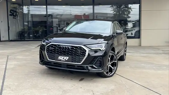 AUDI-Q3-2023