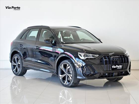 AUDI Q3 2.0 40 TFSI GASOLINA PERFORMANCE BLACK PLUS QUATTRO TIPTRONIC