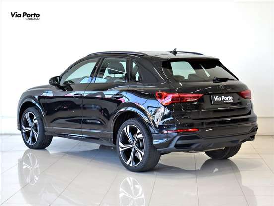 AUDI-Q3-2024